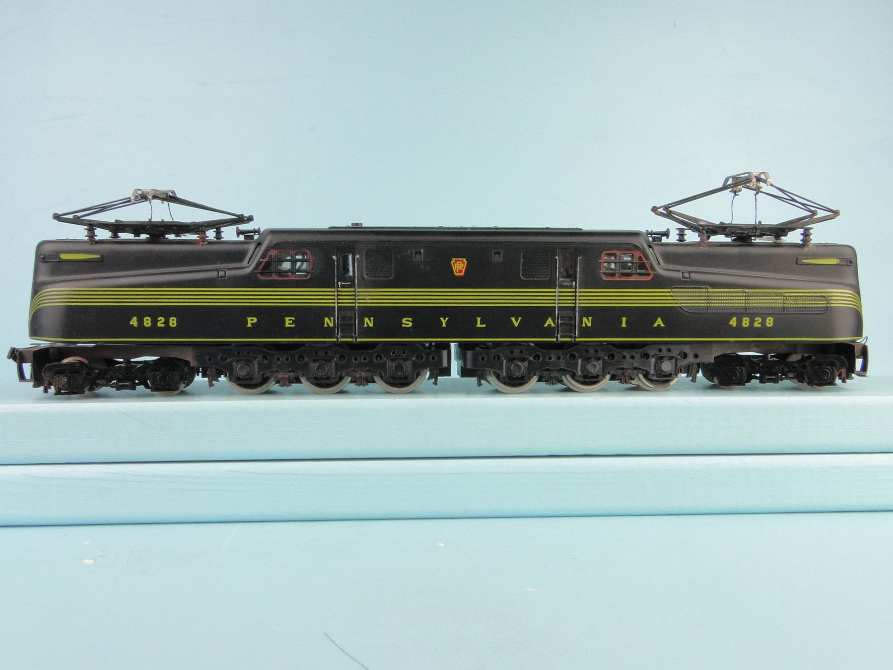 Modelleisenbahnen: AHM H0 GG-1 Pennsylvania – Gebraucht aus Bülach von cann11 1
