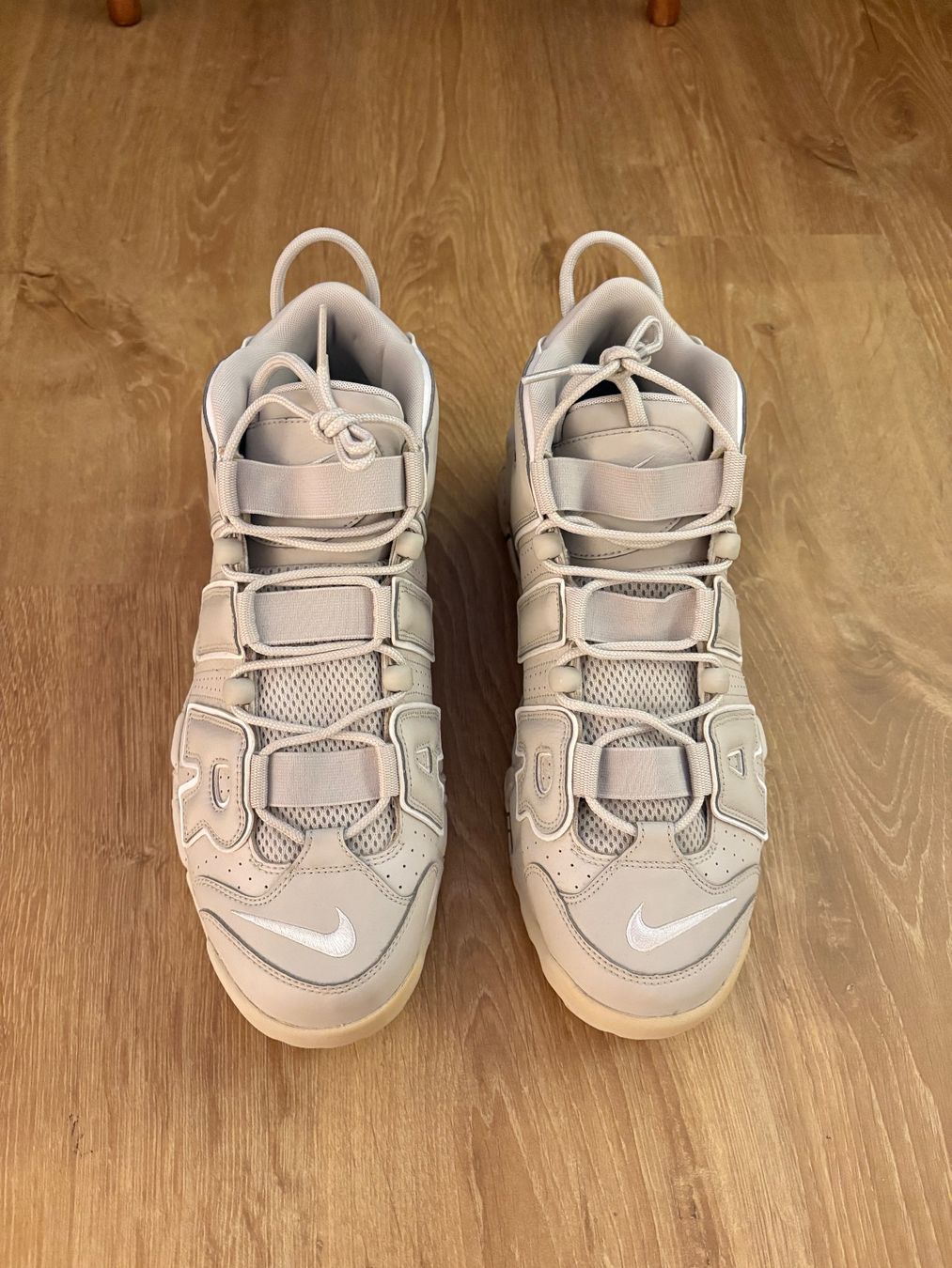 Nike Herrenschuhe: Nike Air More Uptempo Light Bone - Size 12US – Gebraucht aus Rolle von kil_l6gr 2