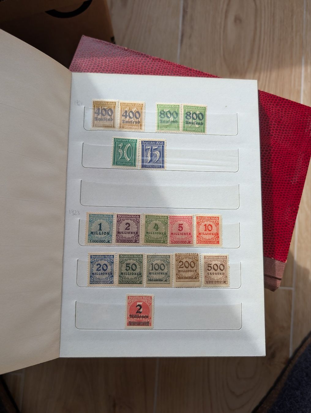 Tutti i francobolli: Grosse Sammlunng alter Briefmarken – Usato da Le Mouret venduto da XanSolo 2