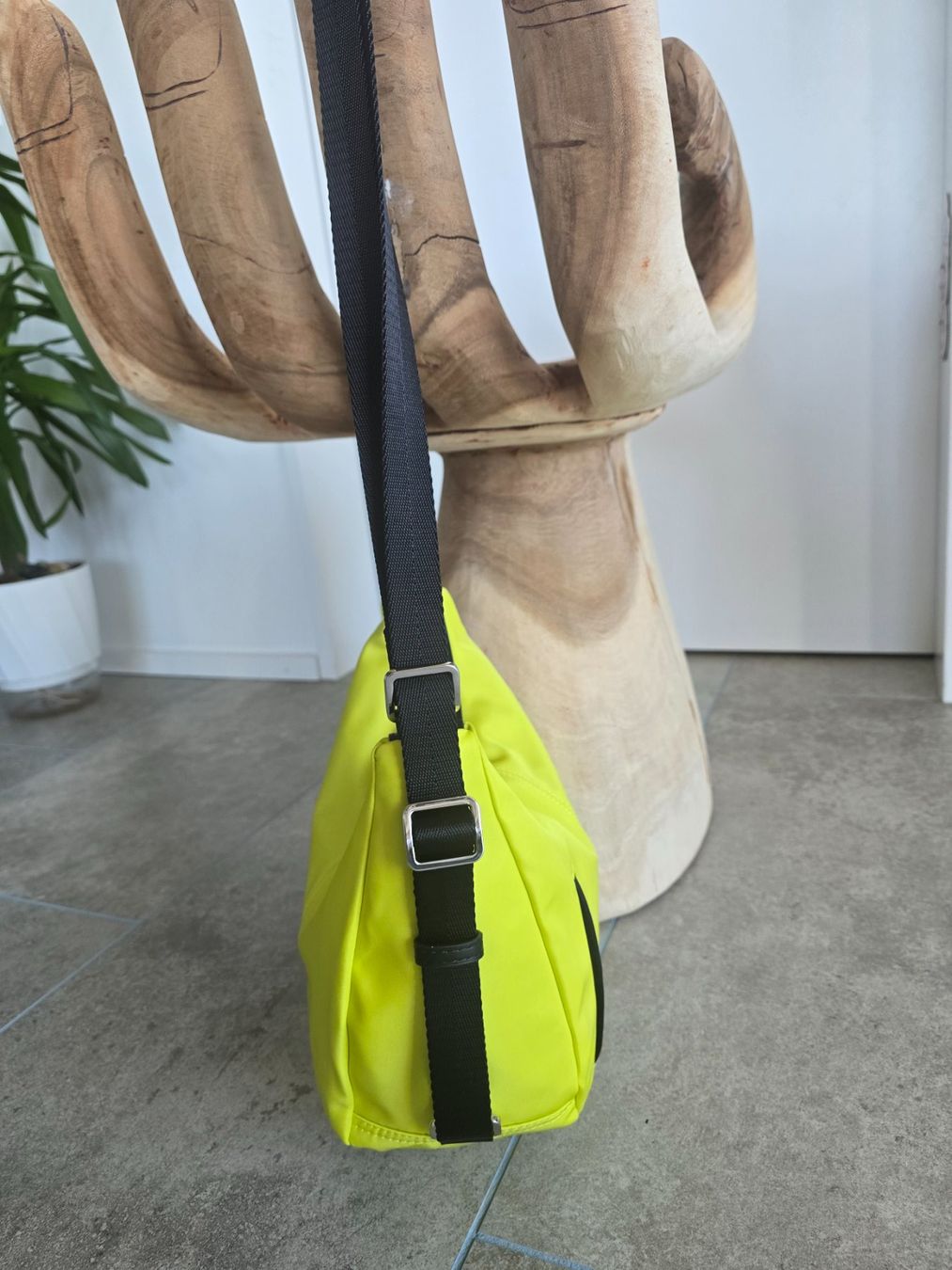 Mandarina Duck Sacs femmes: Mandarina Duck Tasche Neu – D'occasion à Heerbrugg par Lulu022020 2