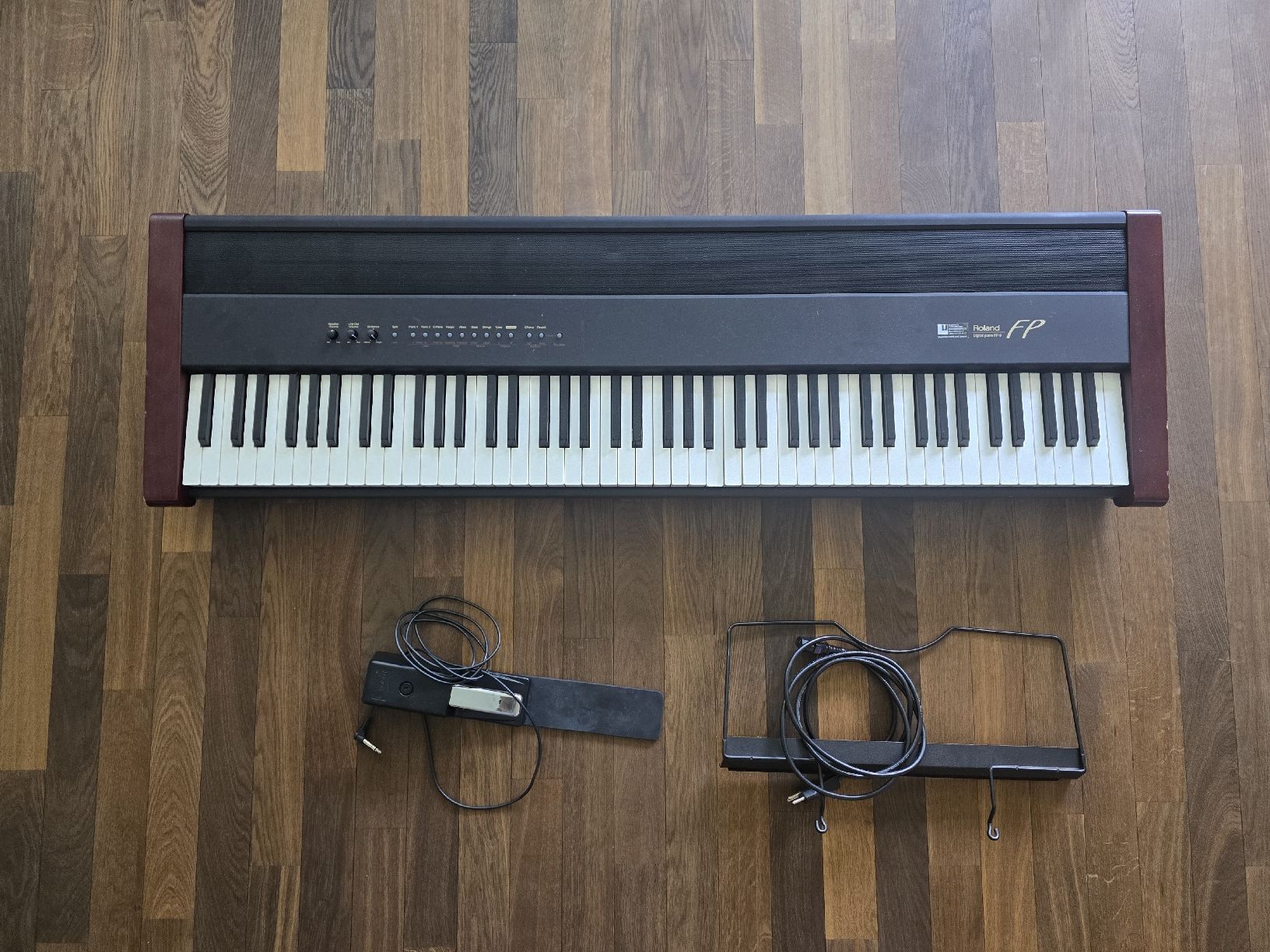 Roland Strumenti musicali: Roland Digital Piano FP-9 – Difettoso da Emmenbrücke venduto da Raji23