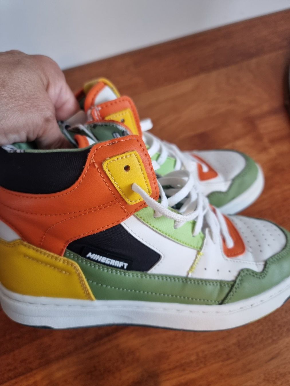 Scarpe da uomo: Minecraft Sneaker High Top bunt Grösse 35 – Usato da Zug venduto da Pietzke 1