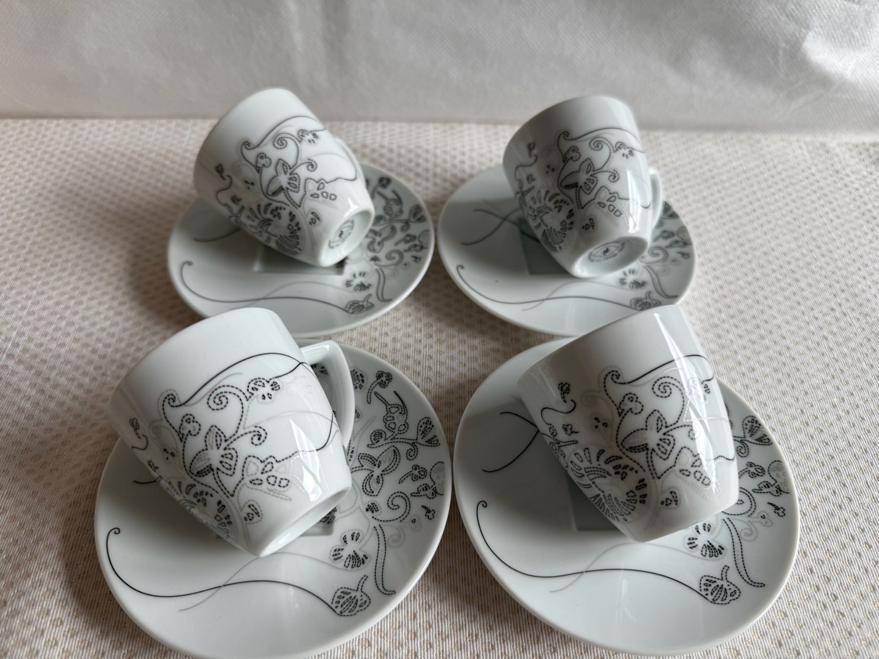 Nespresso Tazze: Nespresso - tasses espresso – Usato da Sion venduto da accroshoes