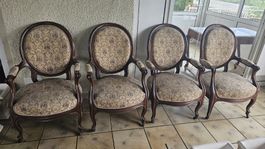 4 fauteuils d'époque voir photos
