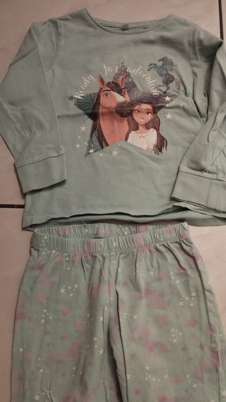 Pigiama & Simili: 5x Pyjama Mädchen Gr. 98/104 zweiteilig – Usato da Wangs venduto da Gabrill 1
