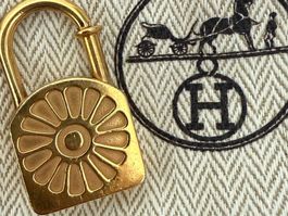 Vintage Hermès Cadena / Schloss / limitierte Anhänger 1994