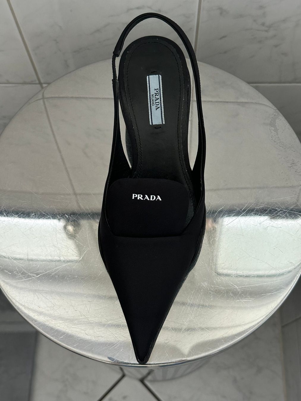Prada Scarpe da donna: Original Prada Slingback-Pumps Grösse 38 – Nuovo (secondo la descrizione) da Mörschwil venduto da muenggeli99