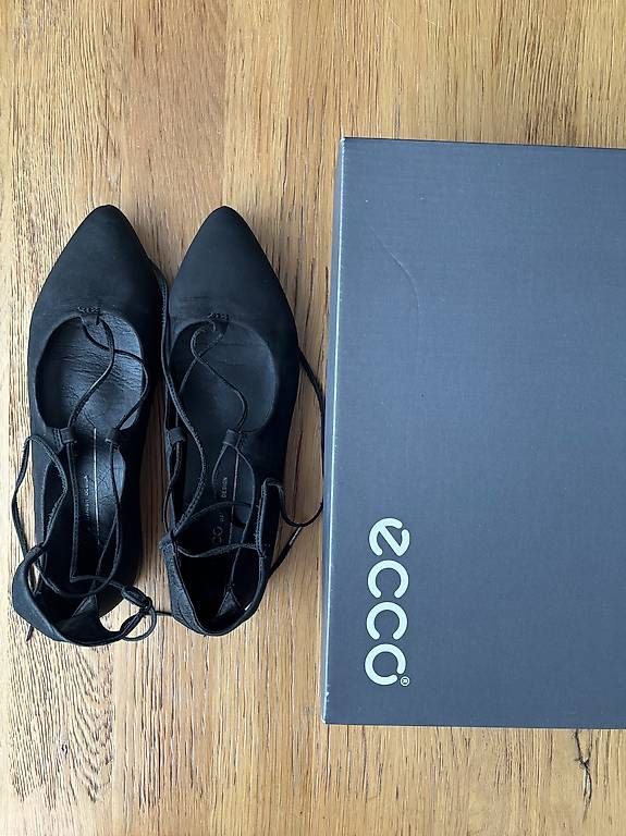 Damenschuhe: Ballerines ECCO en cuir noir  Taille 39 – Gebraucht aus La Chaux-de-Fonds von baz_sl5w 1