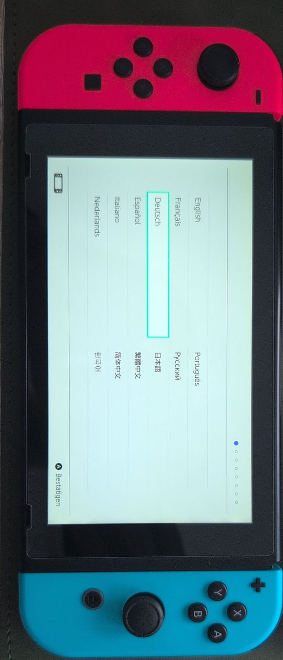 Nintendo Consoles: Nintendo Switch Console Model HAC-001 with Joy-Cons – D'occasion à Brütten par setenius 1