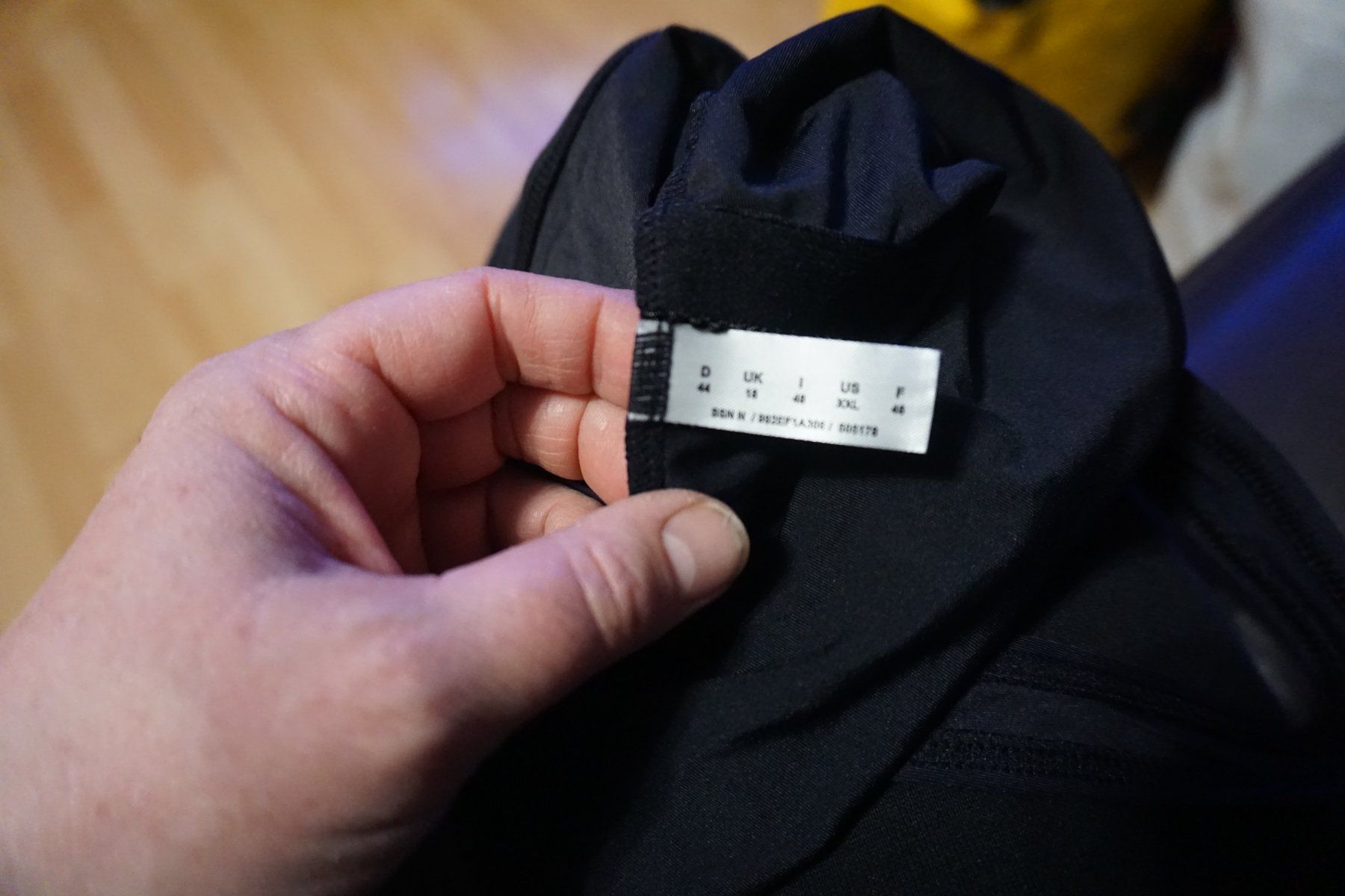 Esprit Costumi da bagno & Bikini: Schwarzer Badeanzug von Esprit, Grösse 44 – Usato da Zürich venduto da einalemjena 6