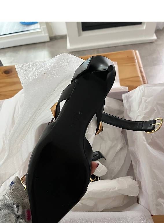 Damenschuhe: valentino pumps  – Gebraucht aus Adligenswil von balboa5 1