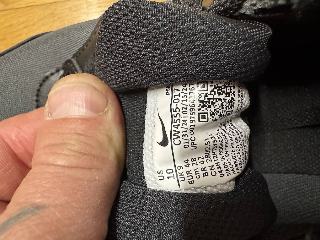 Nike Scarpe da uomo: Nike Air Grösse 44 Neu – Nuovo (secondo la descrizione) da Kirchdorf BE venduto da Kobi33 3