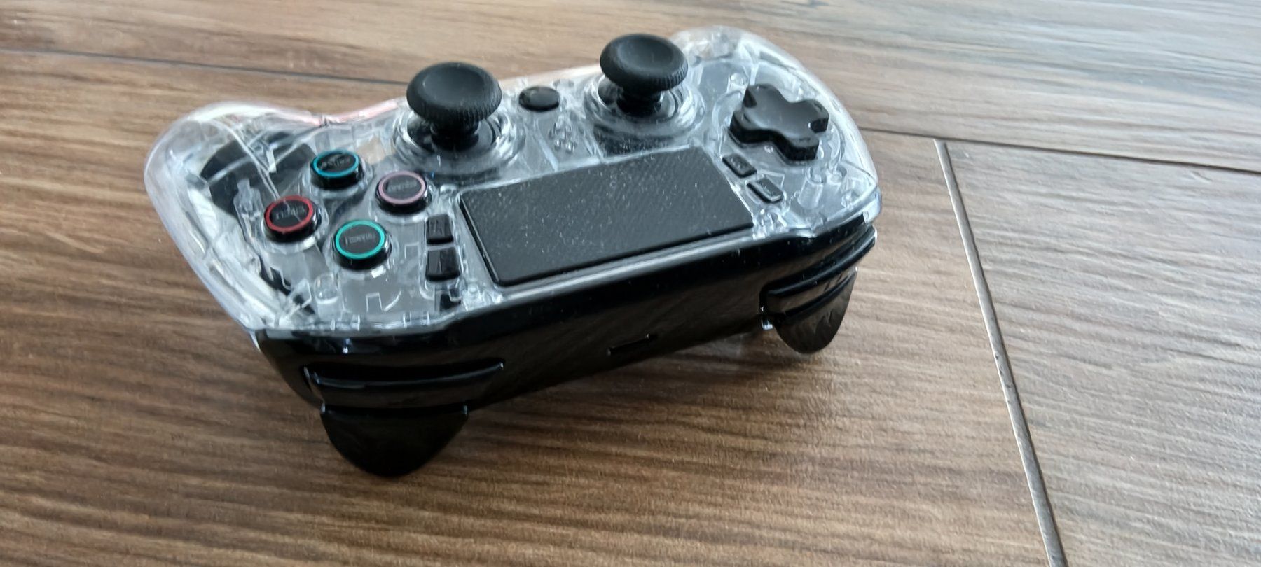 Controller: PS4 controller – Usato da Neunkirch venduto da faithnomore 2