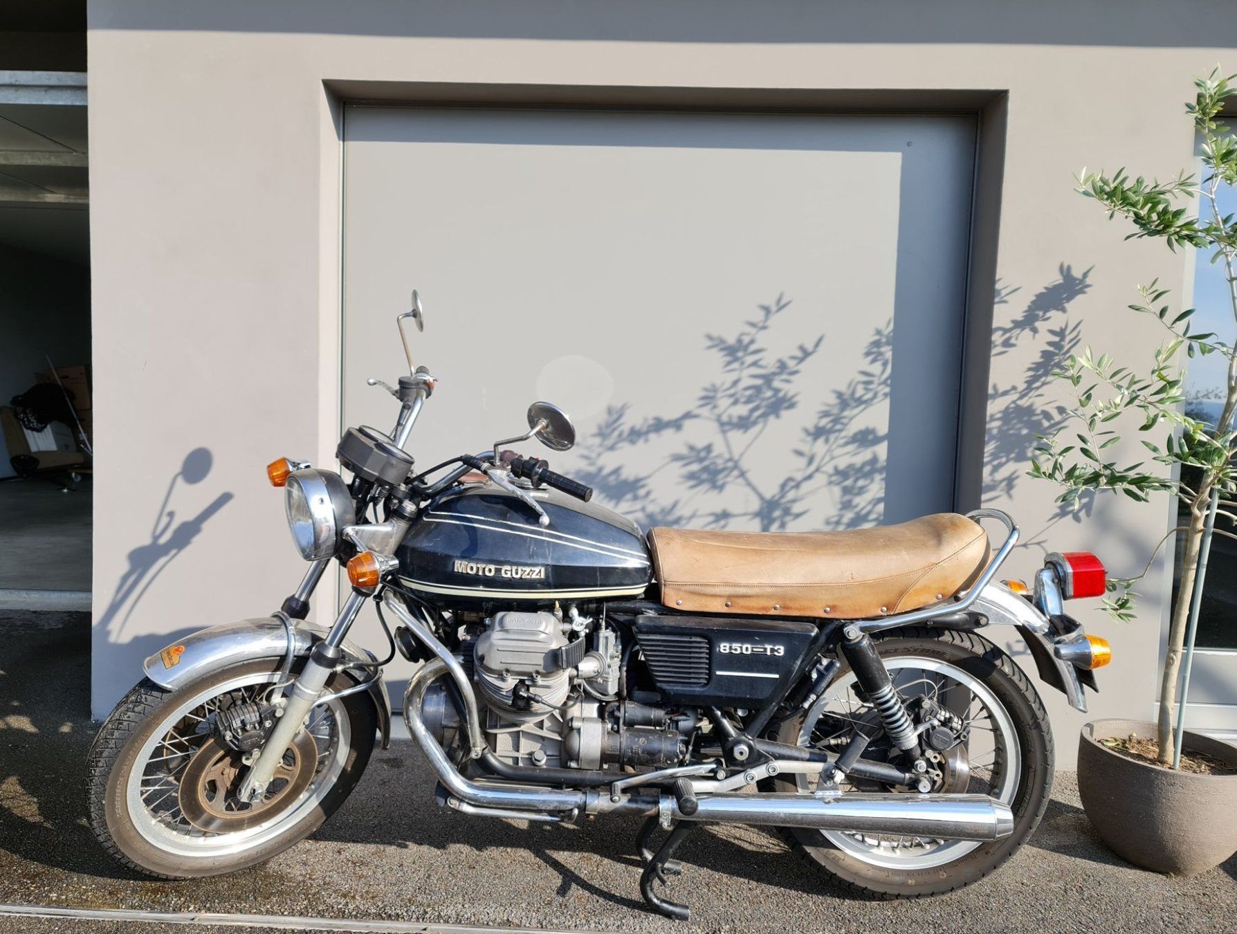 Moto Guzzi Strada: Moto Guzzi 850 T3 – Usato da Uster venduto da 2-fel