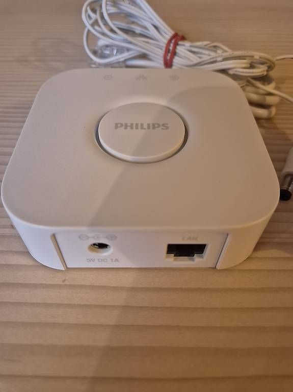 Lampade: Philips Hue Bridge weiss, neuwertig – Usato da Zürich venduto da koj_6zq5