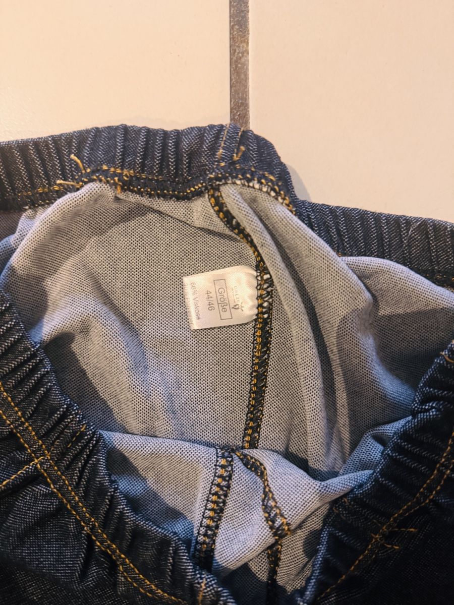 Leggings: Pantalon d'été léger 44/46 – Neu (gemäss Beschreibung) aus Avry-sur-Matran von Anarda 1