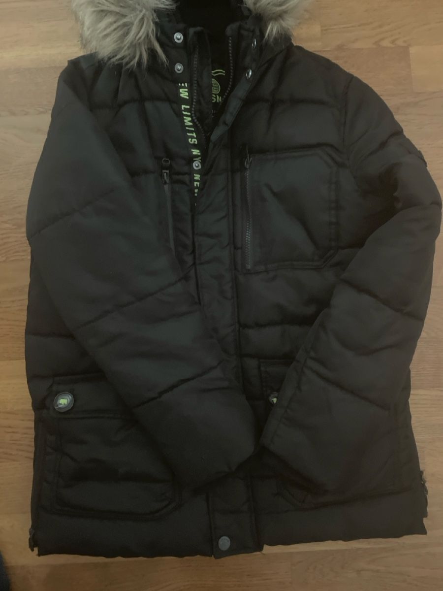 Vestes & Manteaux: Winterjacke Junge Gr.158 – D'occasion à Baar par Vili7 2