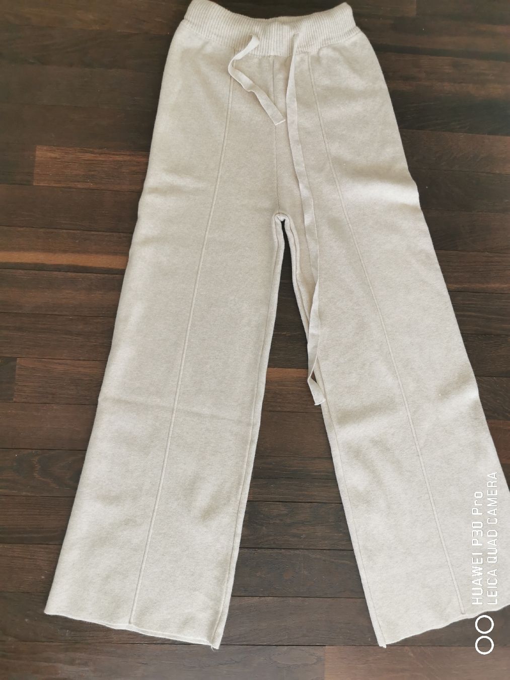 Pantaloni: Strickhose beige Gr. XS neu – Nuovo (secondo la descrizione) da Erlenbach ZH venduto da alisamilana