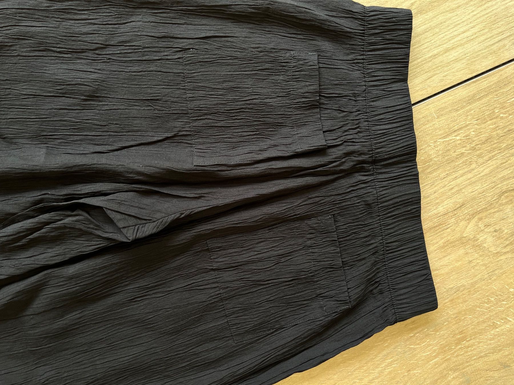 Zara Pantaloni: Stoffhosen schwarz Zara – Usato da Zuzwil SG venduto da dieschnellemichelle 4