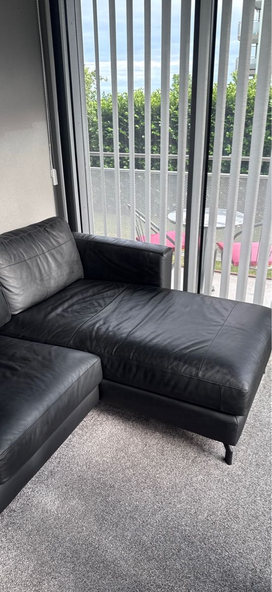Divani: Ecksofa Leder schwarz guter Zustand – Usato da Neuhausen venduto da Innaweber 2