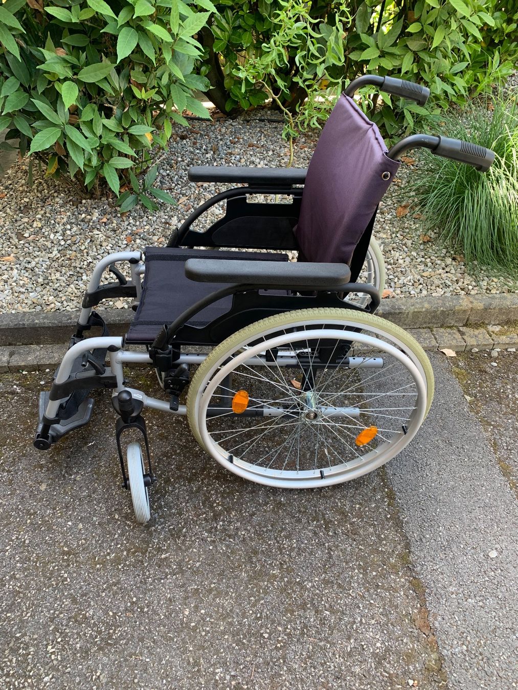 Sedie a rotelle: Fauteuil roulant Breezy, bon état, pliable – Usato da Vessy venduto da Panpan2 3