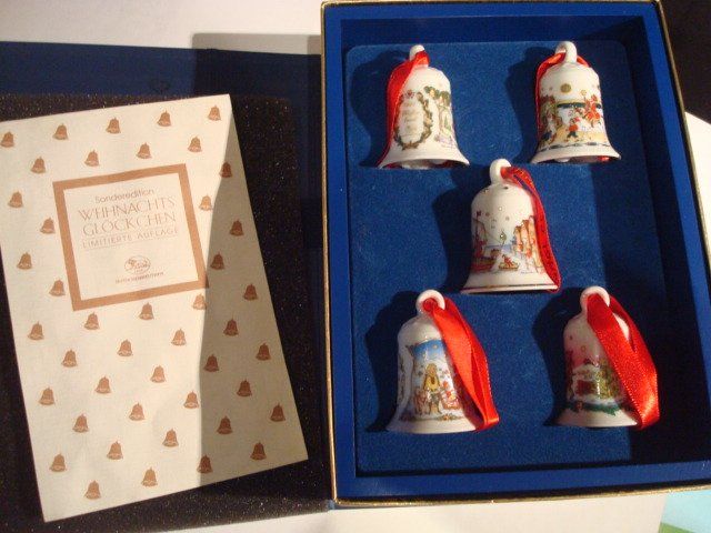Hutschenreuther Campanacci mucche: Weihnachtsglöckchen 1998-2002 Hutschenreuther – Nuovo e nell'imballaggio originale da Riehen venduto da Baerewaegli