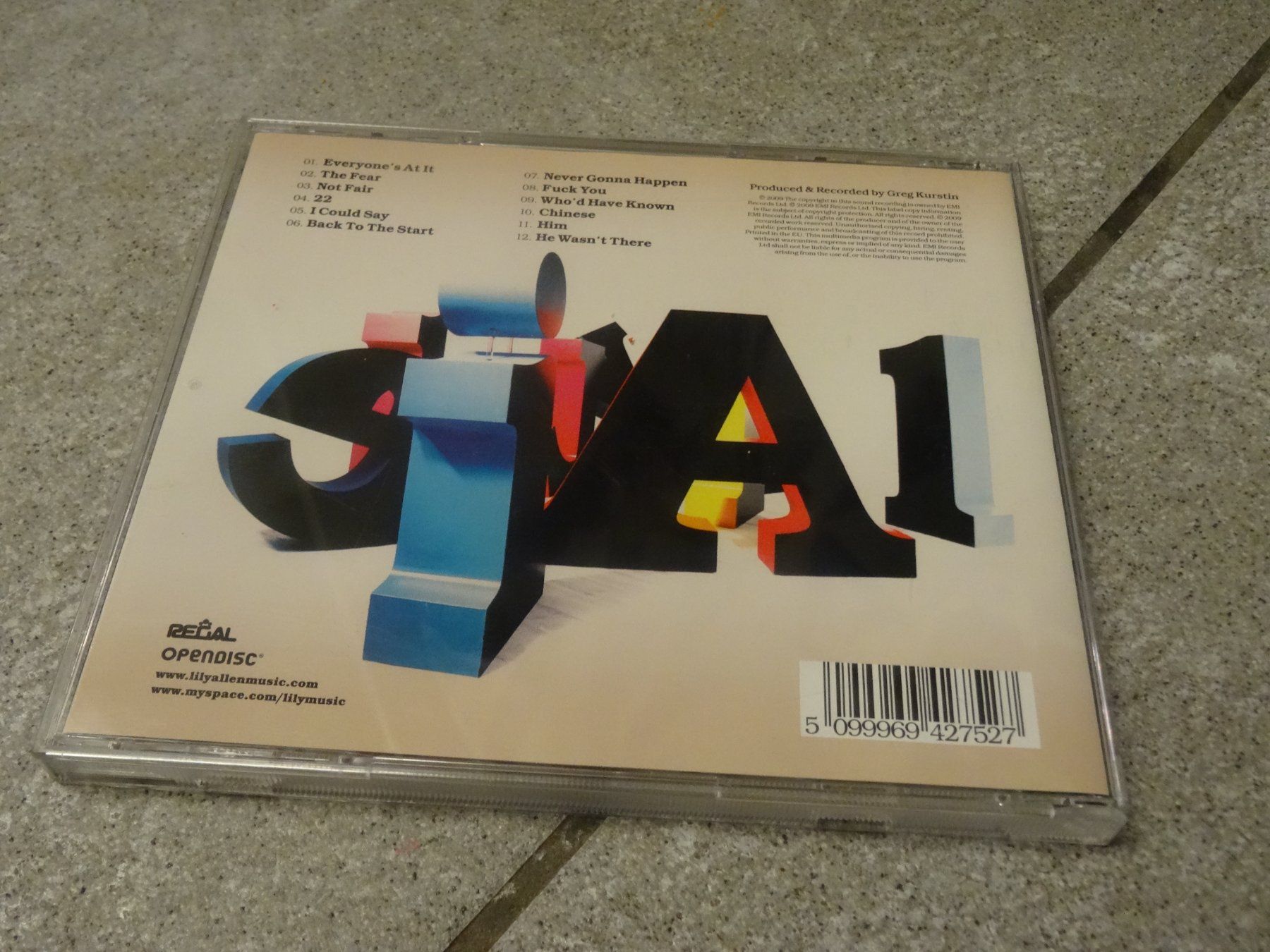 CD: Lily Allen - It's Not Me, It's You CD – Usato da Olten venduto da Disc-Ausverkauf 1