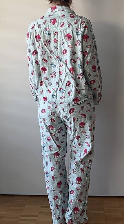 Negligees & Pyjamas: Forever 21 Pyjama-Set Gr. 36 – Gebraucht aus Basel von R__Mueller 1
