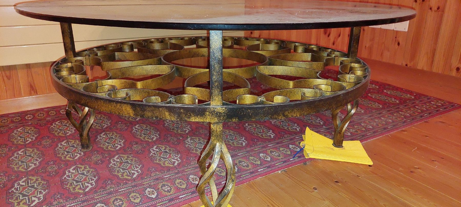 Tavoli: Schmiedeeisen Salontisch – Usato da Vorderthal venduto da Alpengaudi
