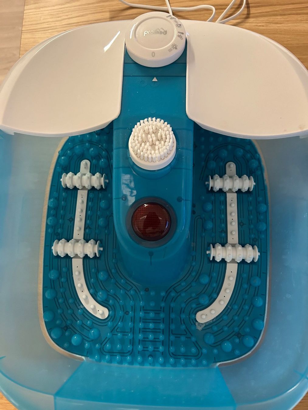 Dispositivi per massaggi: Pro-Med Fussbad mit Massagefunktion – Usato da Oberkulm venduto da angela_05
