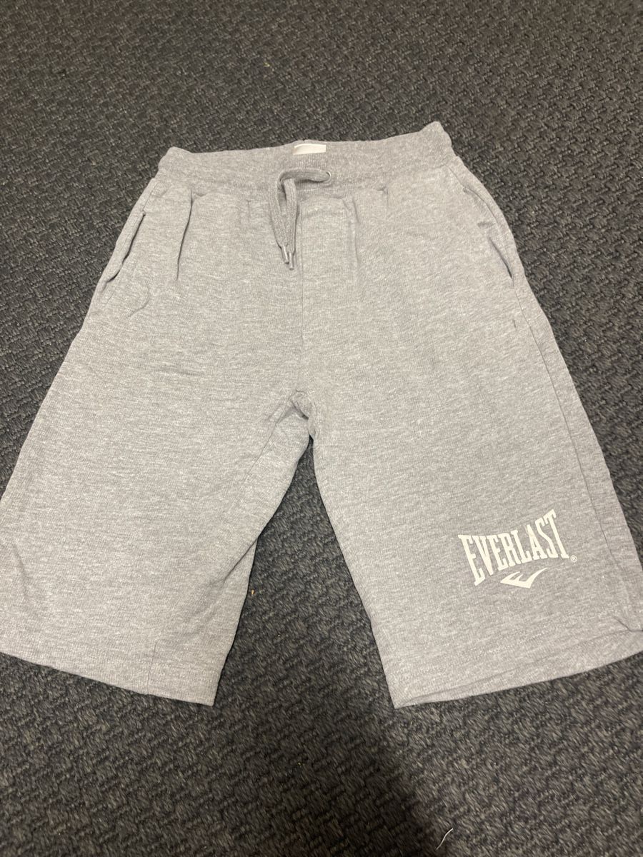 Pantaloni: Obiesse Jungenshorts gr 140 – Usato da Bad Zurzach venduto da Cuore34