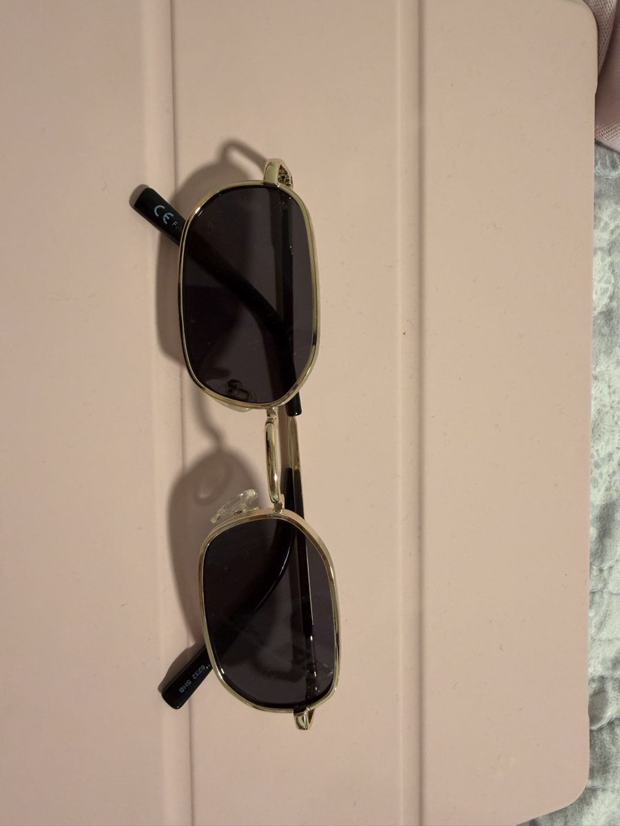 Lunettes & Verres: Sonnenbrille – Neuf (Voir description) à Basel par sid_dem 1