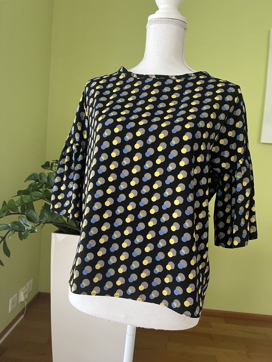 Camicette: Schöne Bluse mit Details Gr. 40 – Usato da Ebikon venduto da happynat 1