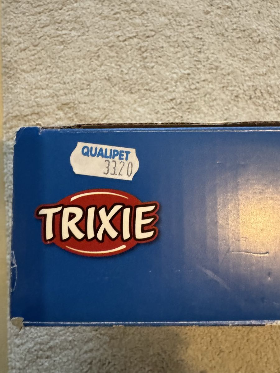 Trixie Giocattoli: Trixie Dog Activity Poker Box 1 Level 2 – Usato da Hausen AG venduto da NiVaMa 2