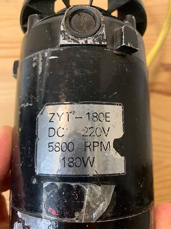 Motoren: Elektromotor 180 W - 220 V – Gebraucht aus Zofingen von zofredam 1
