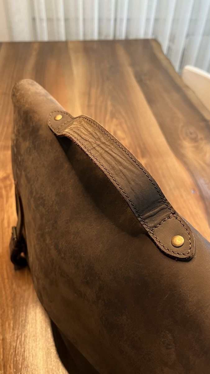 Taschen: Ledertasche – Gebraucht aus Zürich von okt_ndy9 1