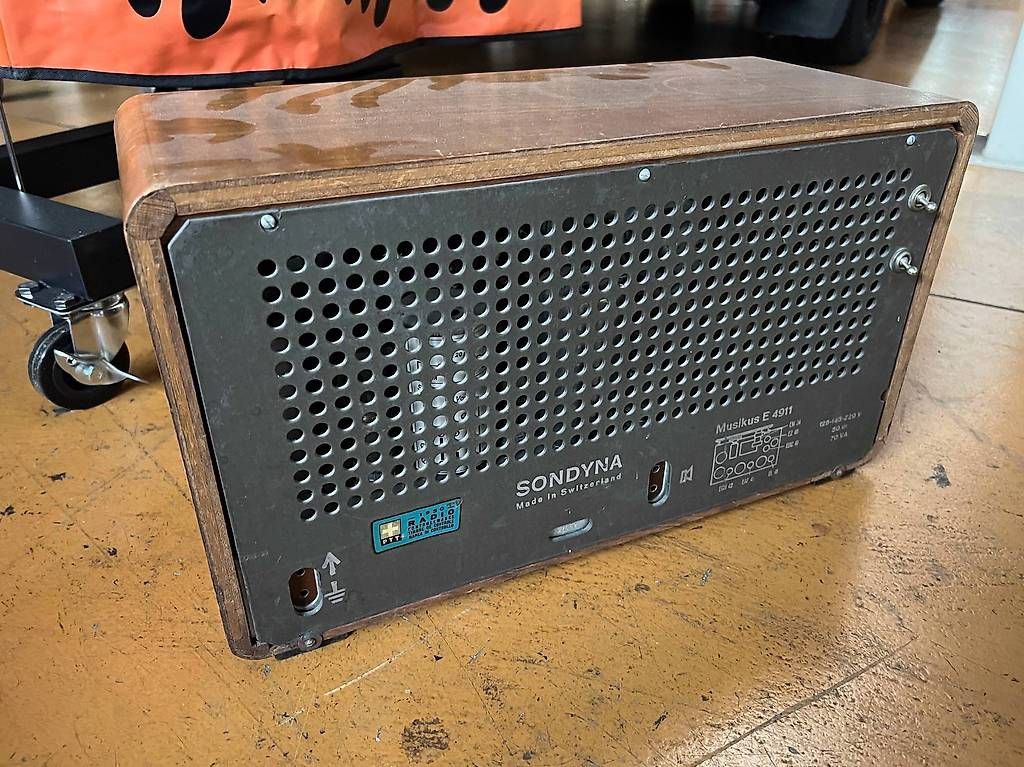 Radios: Radio vintage Sondyna Musikus E4911 – Gebraucht aus Fenil-sur-Corsier von HEMIsphere_Garage 1