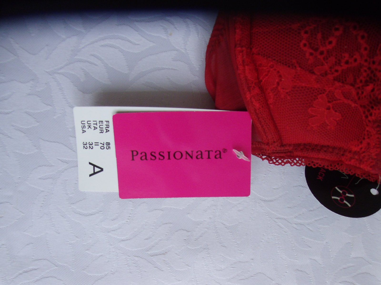 Passionata Altra biancheria intima: BH 85 A von Passionata, dunkelrot – Nuovo e nell'imballaggio originale da Walenstadt venduto da Pluisa 1