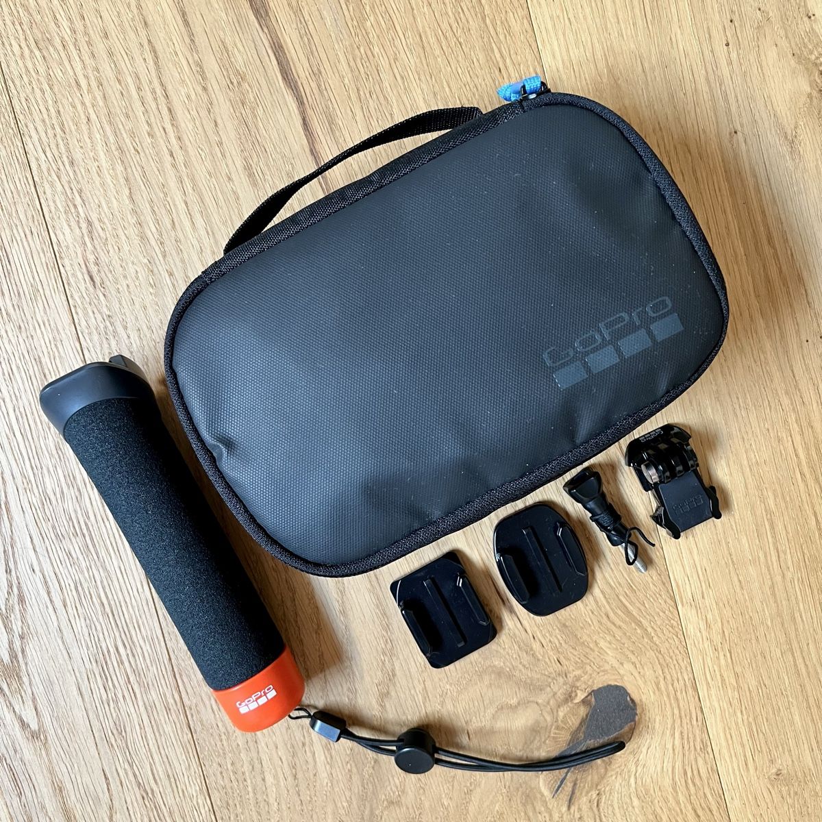 Gopro Action Cam: Go Pro 7 limited edition  – Nuovo (secondo la descrizione) da Lütisburg venduto da mahee 6