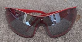 Sonnenbrille mit rotem gestell/Gläser grau