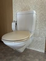 Laufen WC Moderna-AP Modell 24460 weiss guter Zustands 