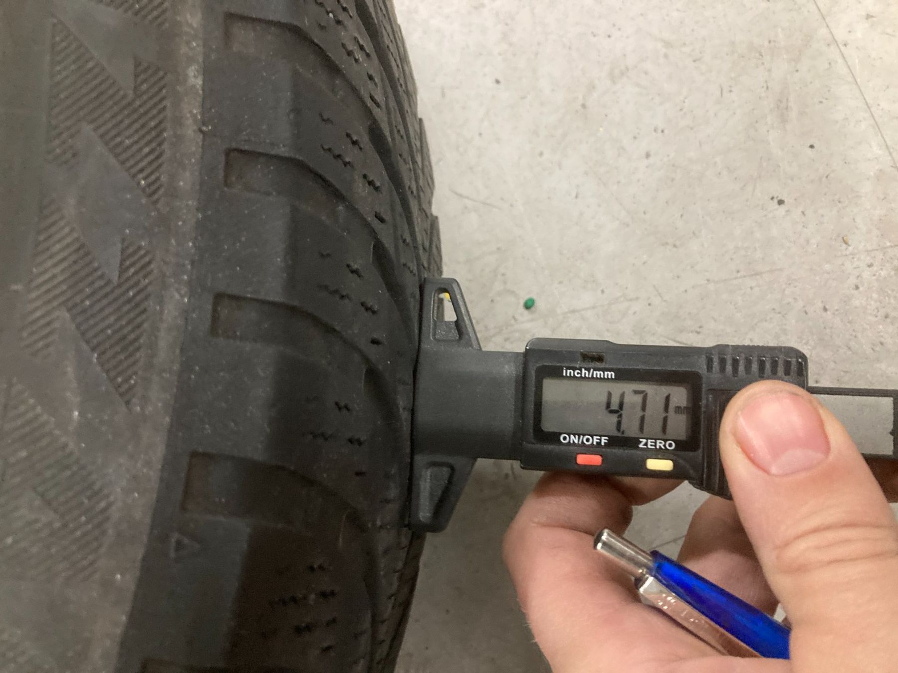 Bridgestone Pneumatici & Ruote complete: BMW I3 Winterräder 155/70R19 Bridgestone – Usato da Cham venduto da WB2223 9