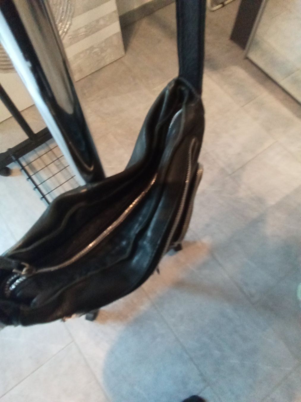 Borse: Leder Umhänge Tasche – Usato da Maur venduto da Apink 3