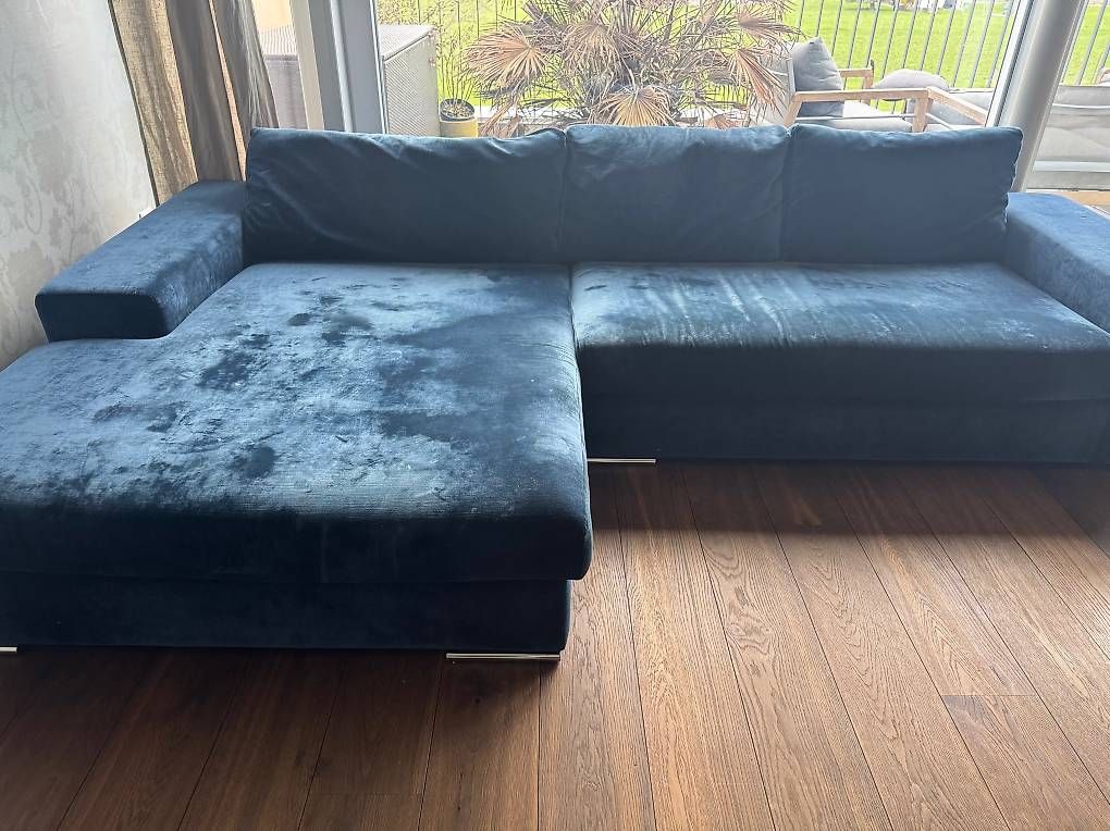 Divani: Designer Sofa Samt – Usato da Montlingen venduto da Utopia9000 1