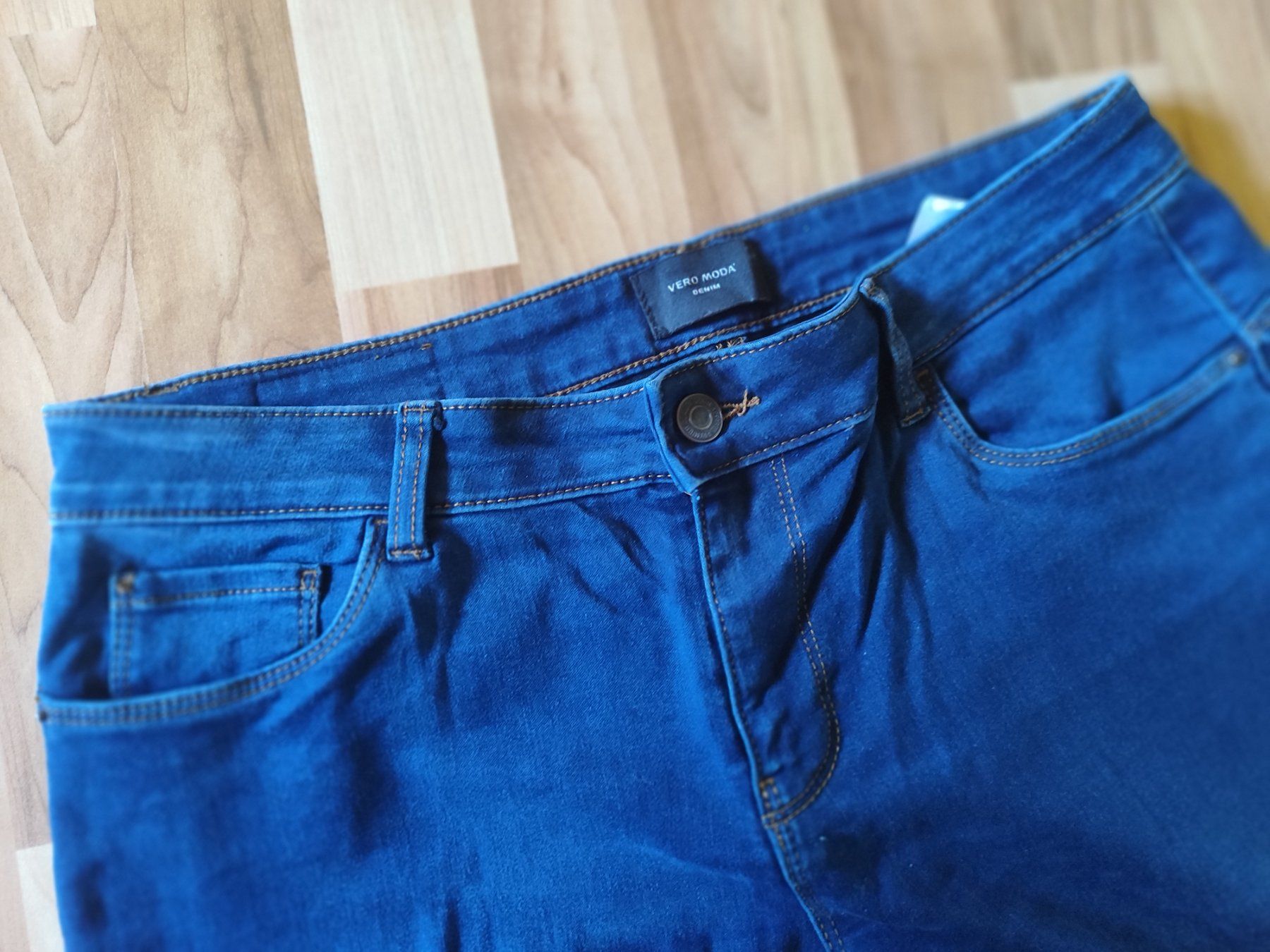 Vero Moda Jeans: L/34 Vero Moda Jeans – Usato da Trachselwald venduto da Lare79