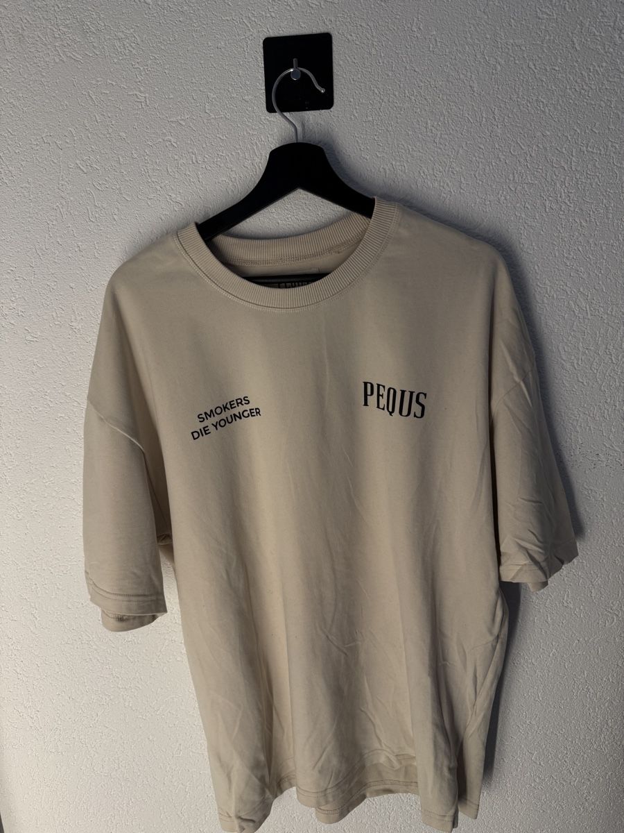 T-shirt: T-shirt PEQUS beige taille M – Nuovo (secondo la descrizione) da Vevey venduto da diogodasilva_ 1