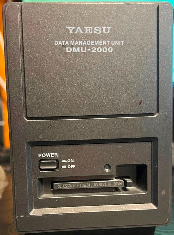 Yaesu Funktechnik: Yaesu FT-2000 Transceiver + DMU-2000 Datenmanagement  Unit – Gebraucht aus Rothrist von Fsuser 3