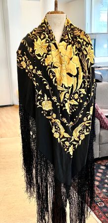 Flamenco Seidenschal aus Andalusien, handgeknüpfte Bordüre