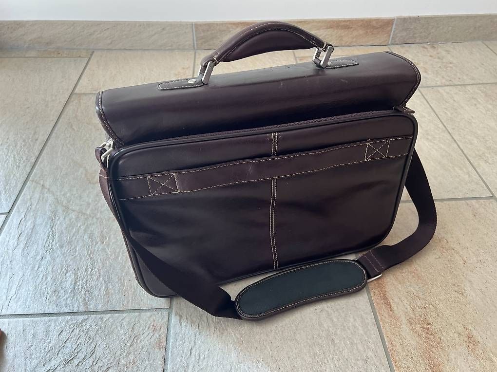 Gianfranco Ferre Taschen: Porte-documents et sac pour ordinateur  Gianfranco Ferré – Gebraucht aus Les Mosses von Giadigia 4