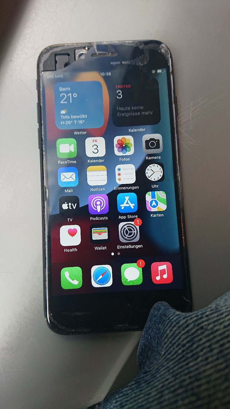 Apple Telefoni cellulari / Smartphones: İPhone 7 128gb Defekt – Difettoso da Flawil venduto da rcnkr